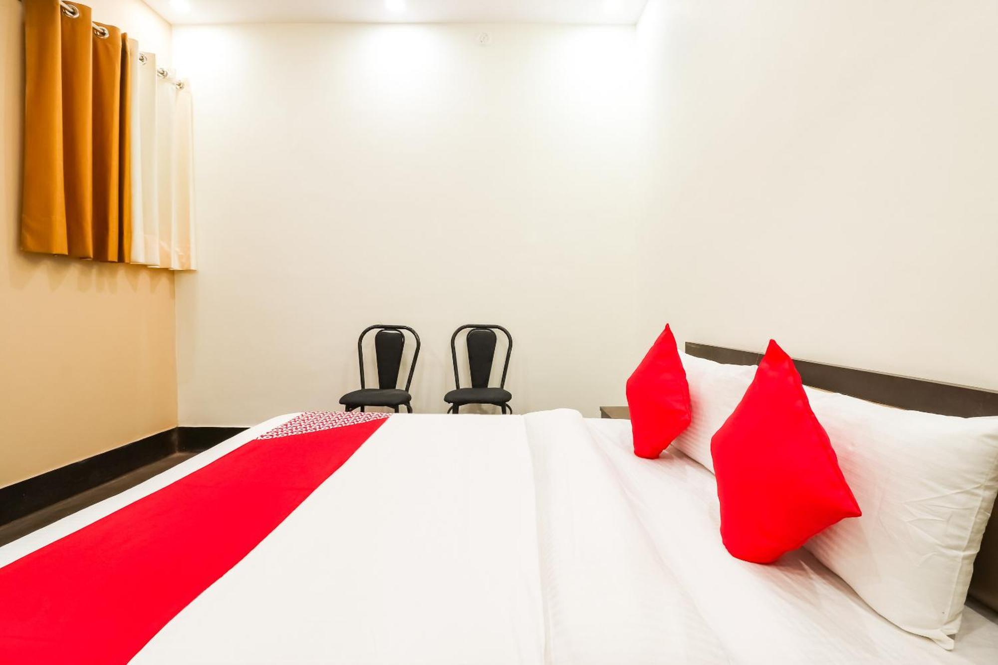 Oyo Hotel Pacifica Near Phoenix United Лакхнау Экстерьер фото