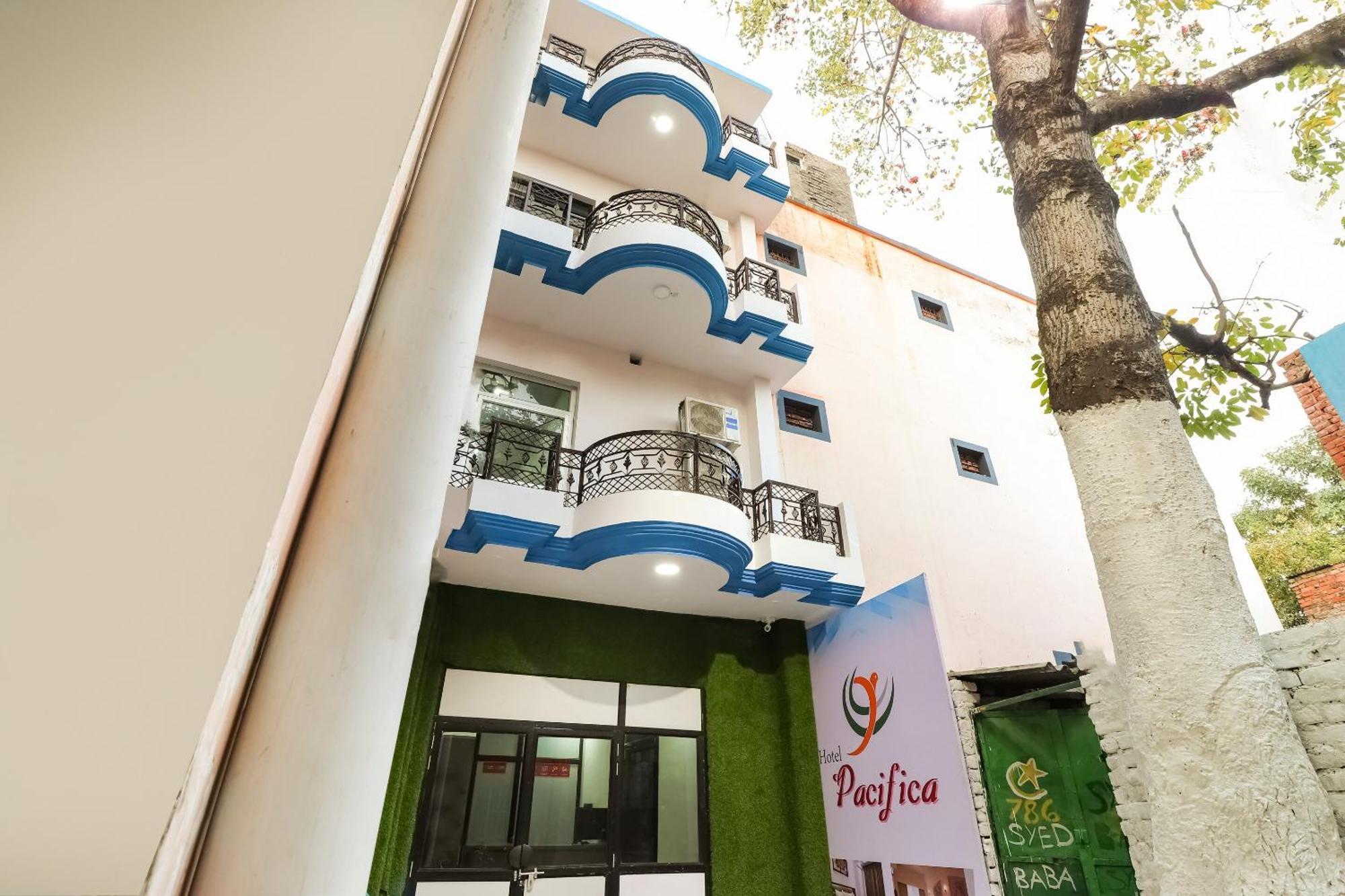 Oyo Hotel Pacifica Near Phoenix United Лакхнау Экстерьер фото