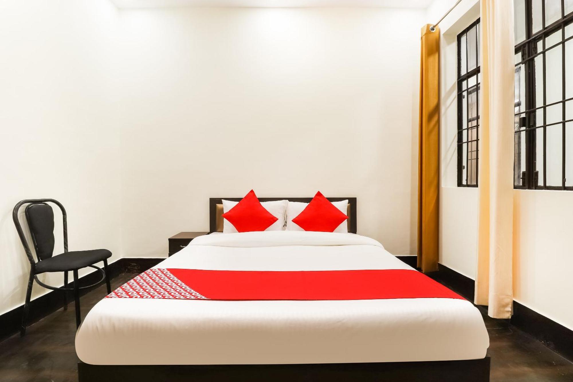 Oyo Hotel Pacifica Near Phoenix United Лакхнау Экстерьер фото